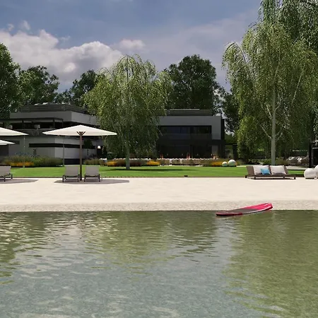 Donautica & Restaurant Hotel