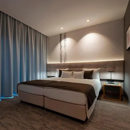 Donautica & Restaurant Hotel Fadd-Dombori