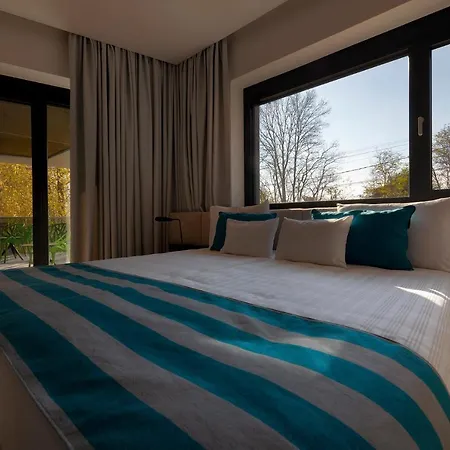 Donautica & Restaurant Hotel 4*