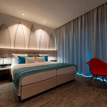 Donautica & Restaurant Hotel