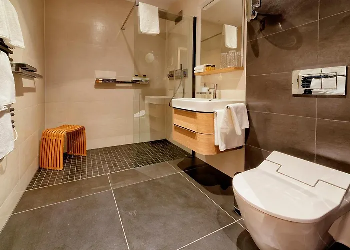 Donautica & Restaurant 4*