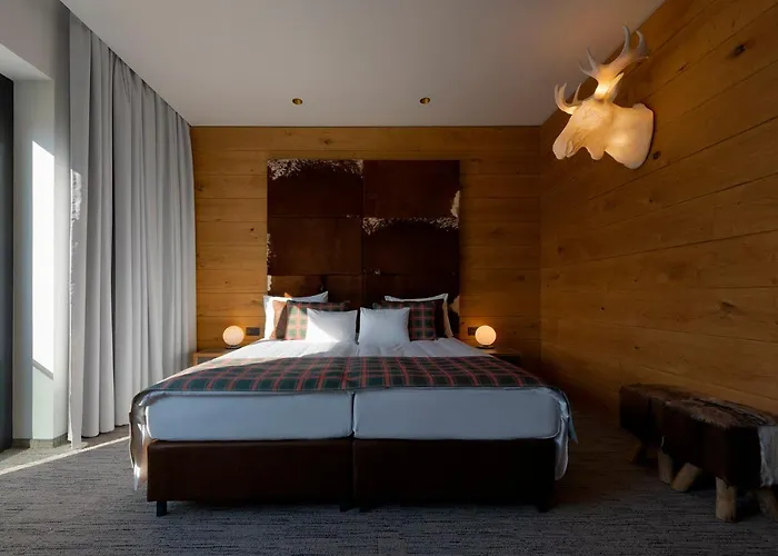 Donautica & Restaurant 4*